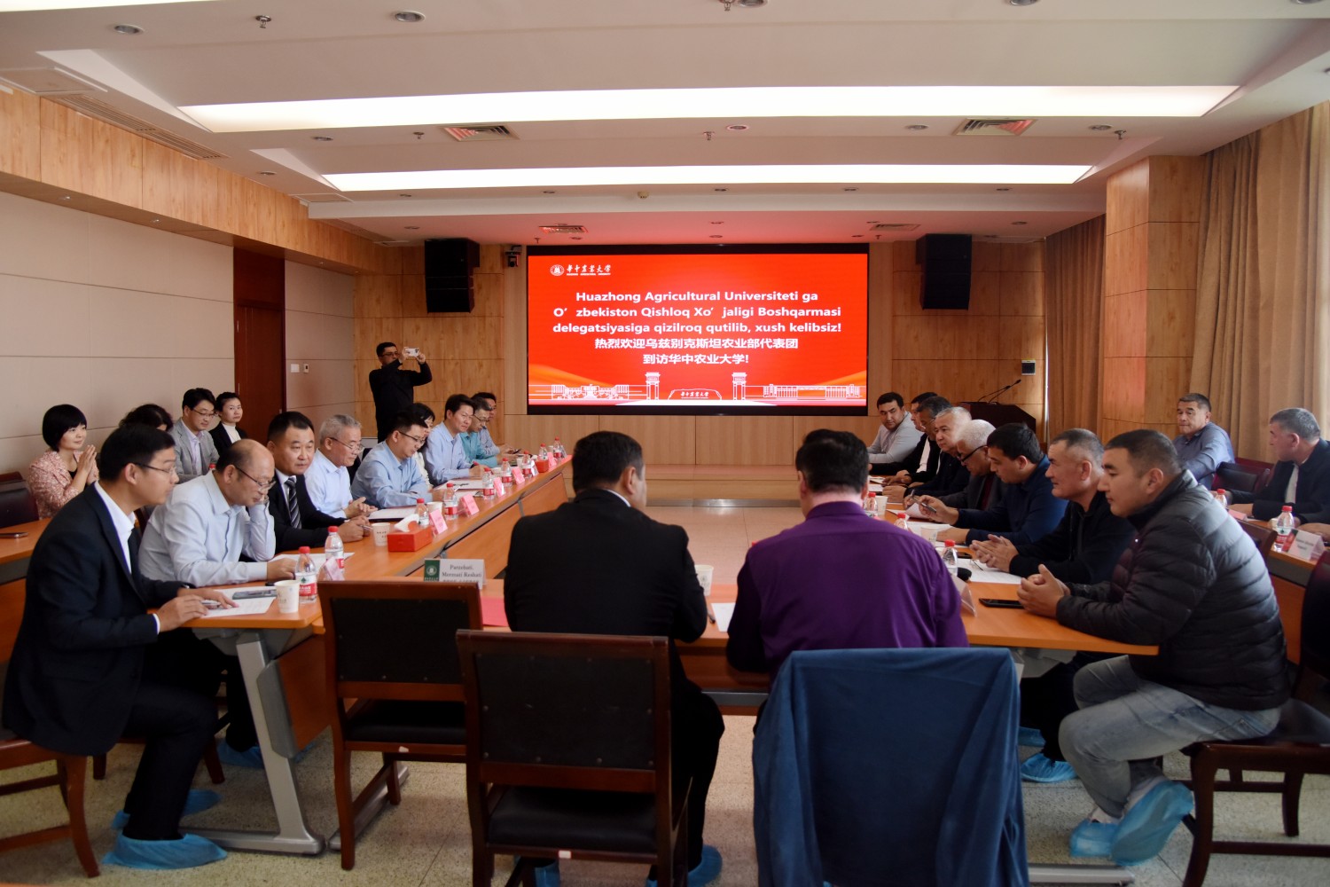 乌兹别克斯坦农业部代表团访问我校