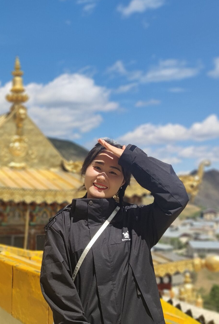 张麦霞